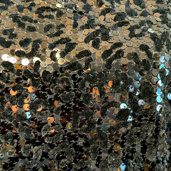 New Cache Open long sleeve sequin bodice black blouse Medium - Picture 3 of 11